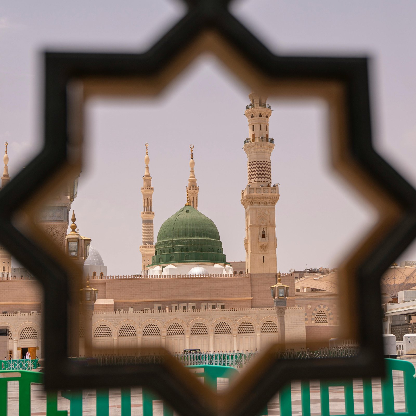 Masjid Nabawi at dusk